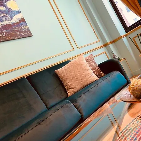 Suite Anna In Paris Republique-3